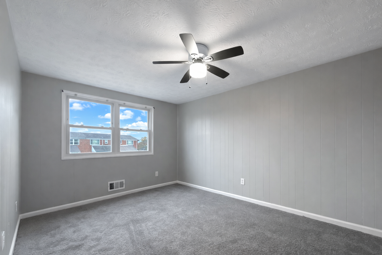 1005 Kayden Ln - Photo 7 of 13