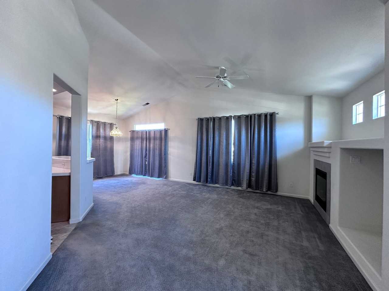 10427 Chadwell Dr - Photo 3 of 27