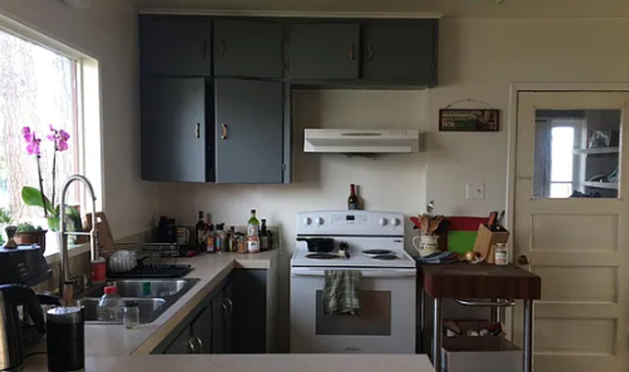 2628 Victor St - Photo 2 of 6