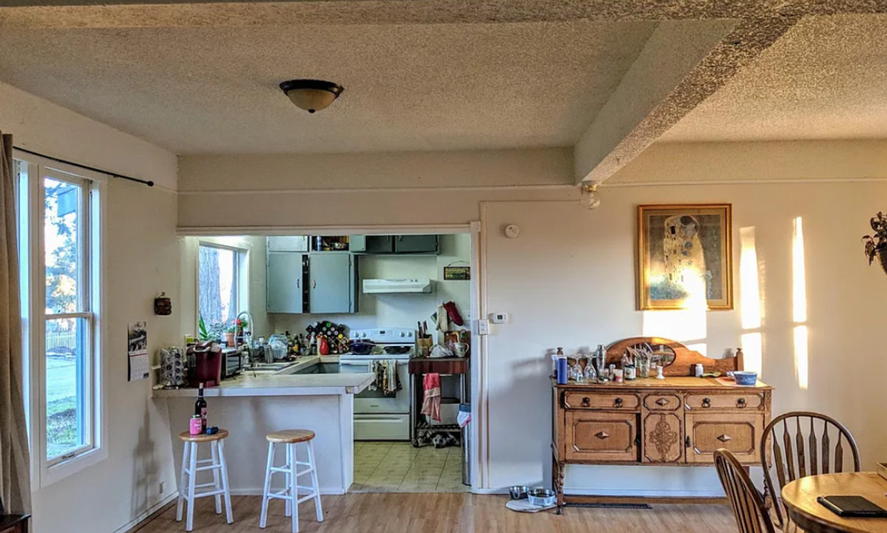 2628 Victor St - Photo 3 of 6