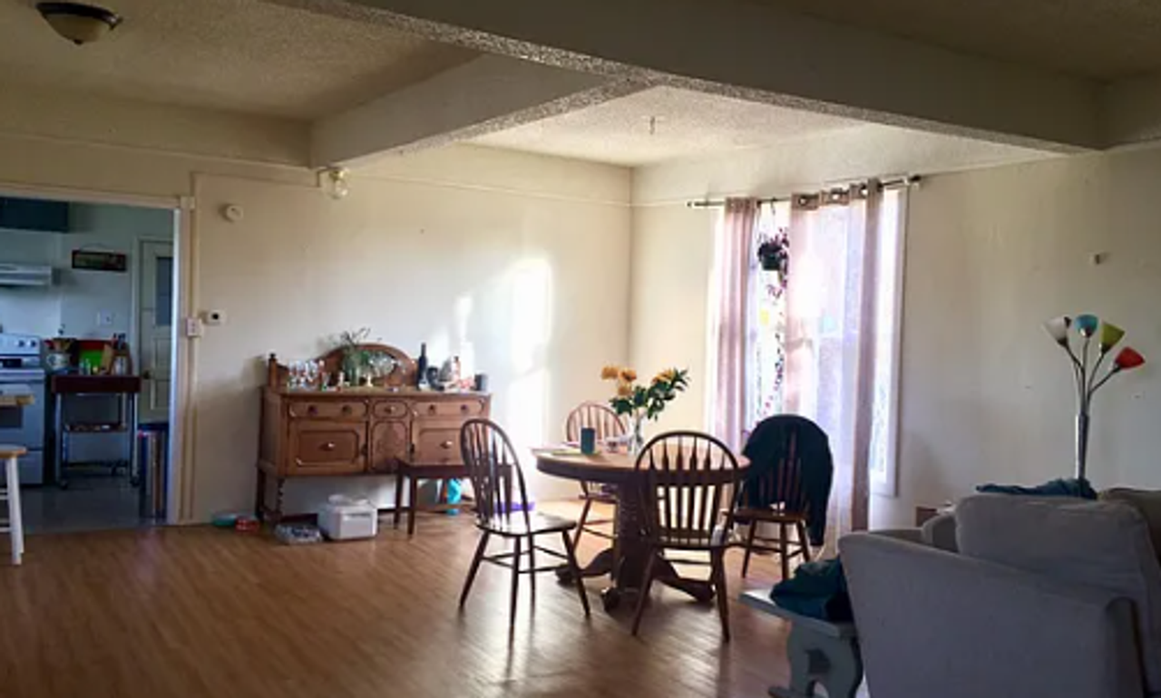 2628 Victor St - Photo 4 of 6