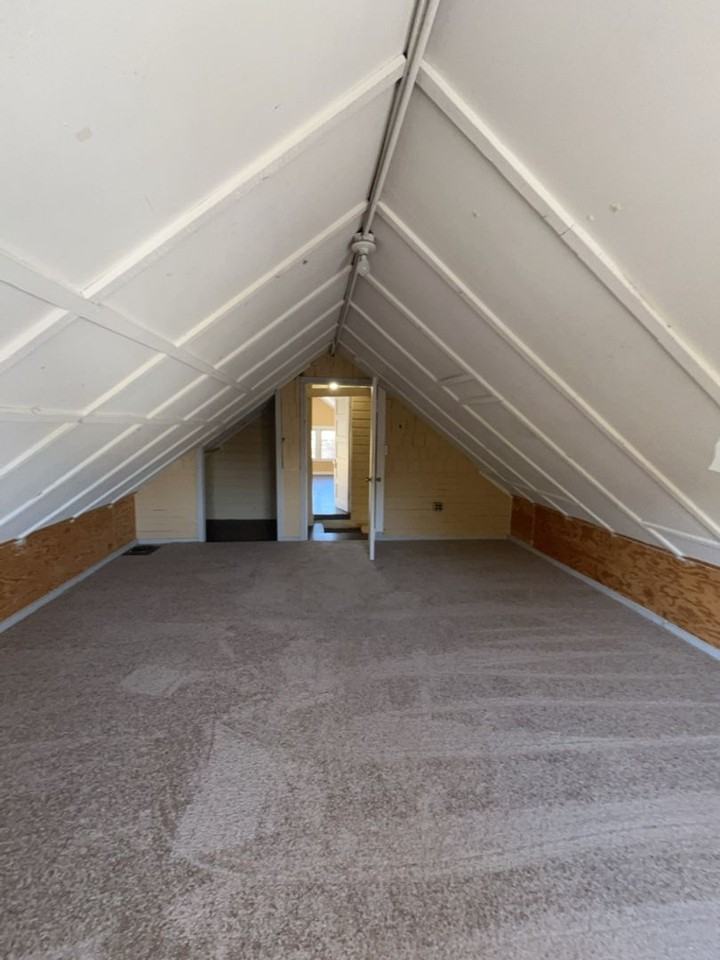 1416 Grant St - Photo 4 of 11