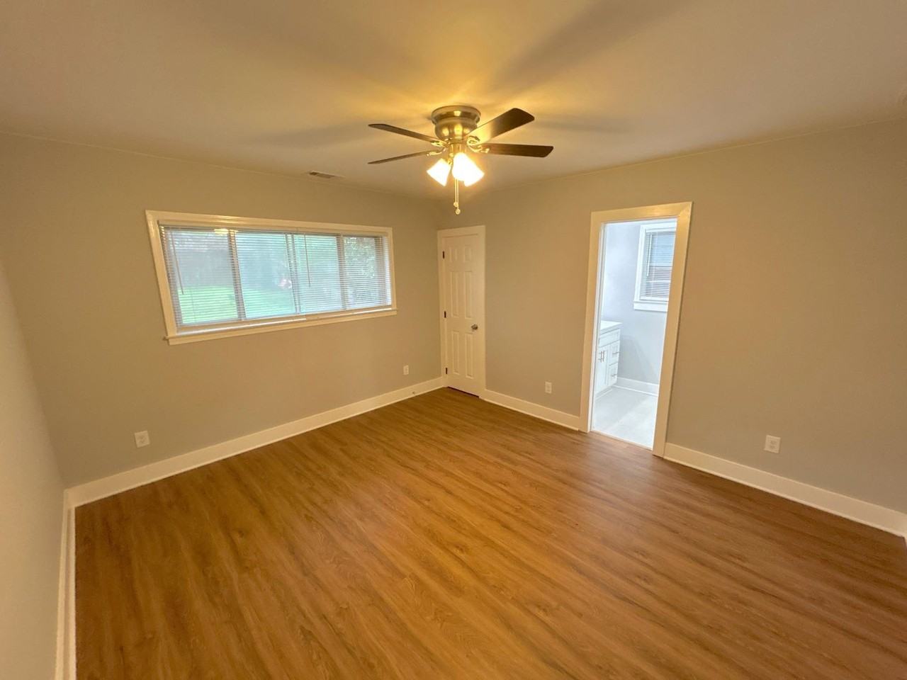 1326 Whitewater Rd - Photo 7 of 18