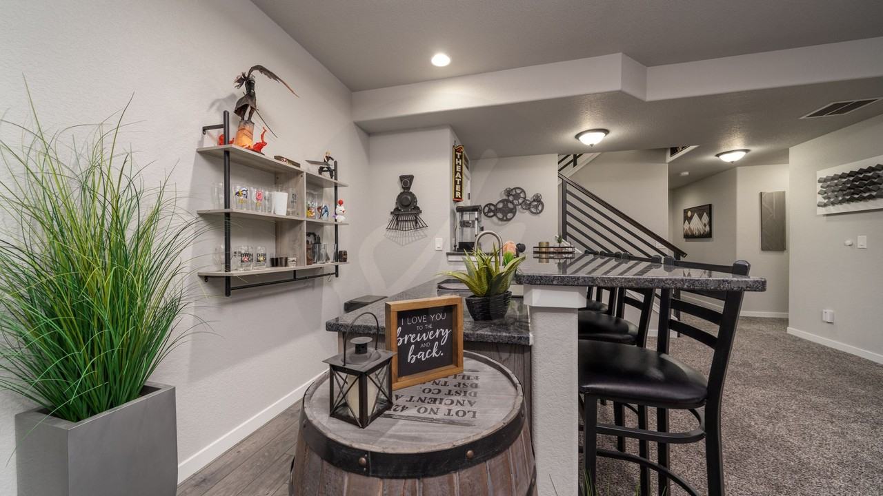 6461 Vistancia Ave - Photo 5 of 26