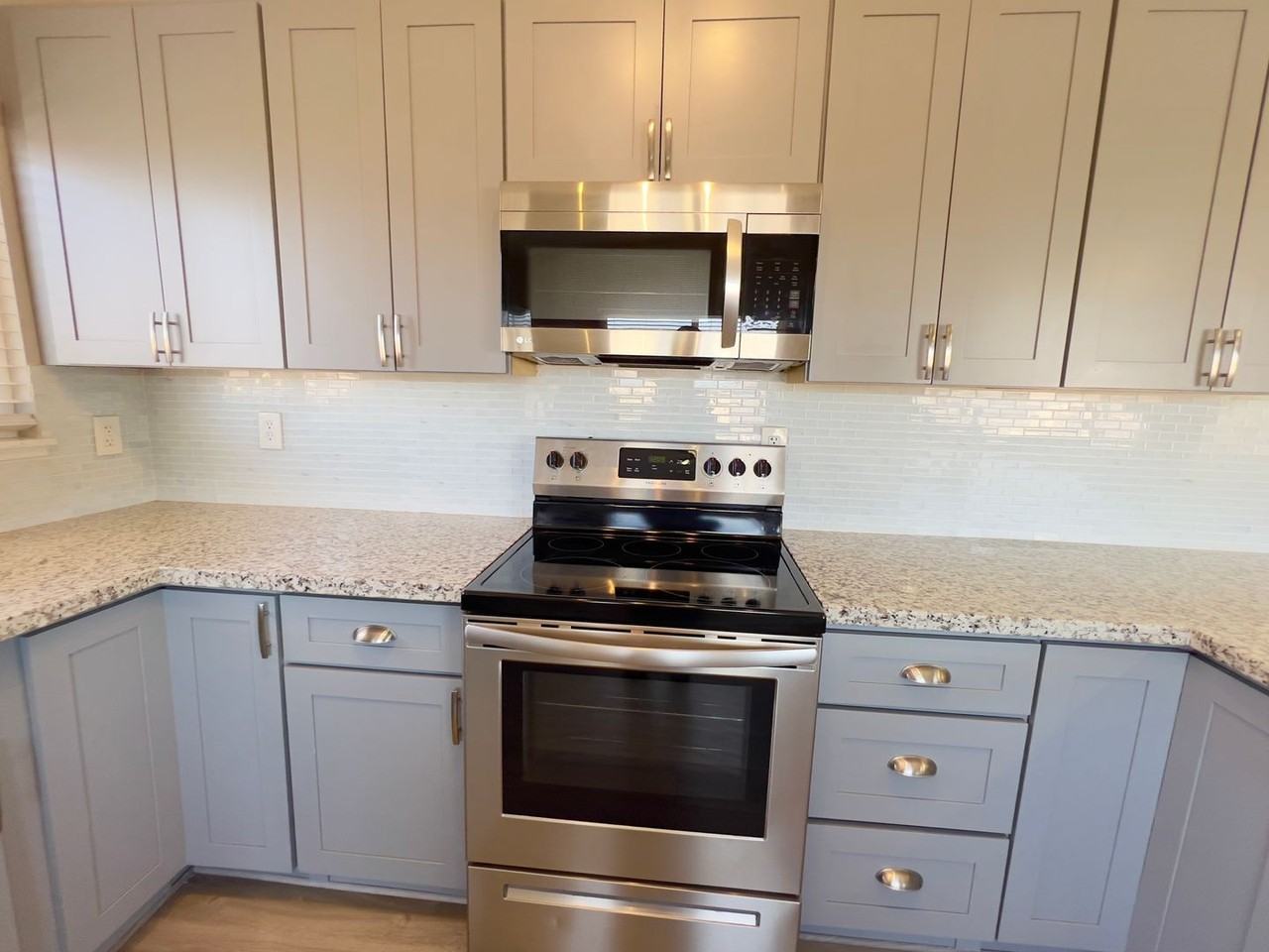 103 Maple St - Photo 6 of 30