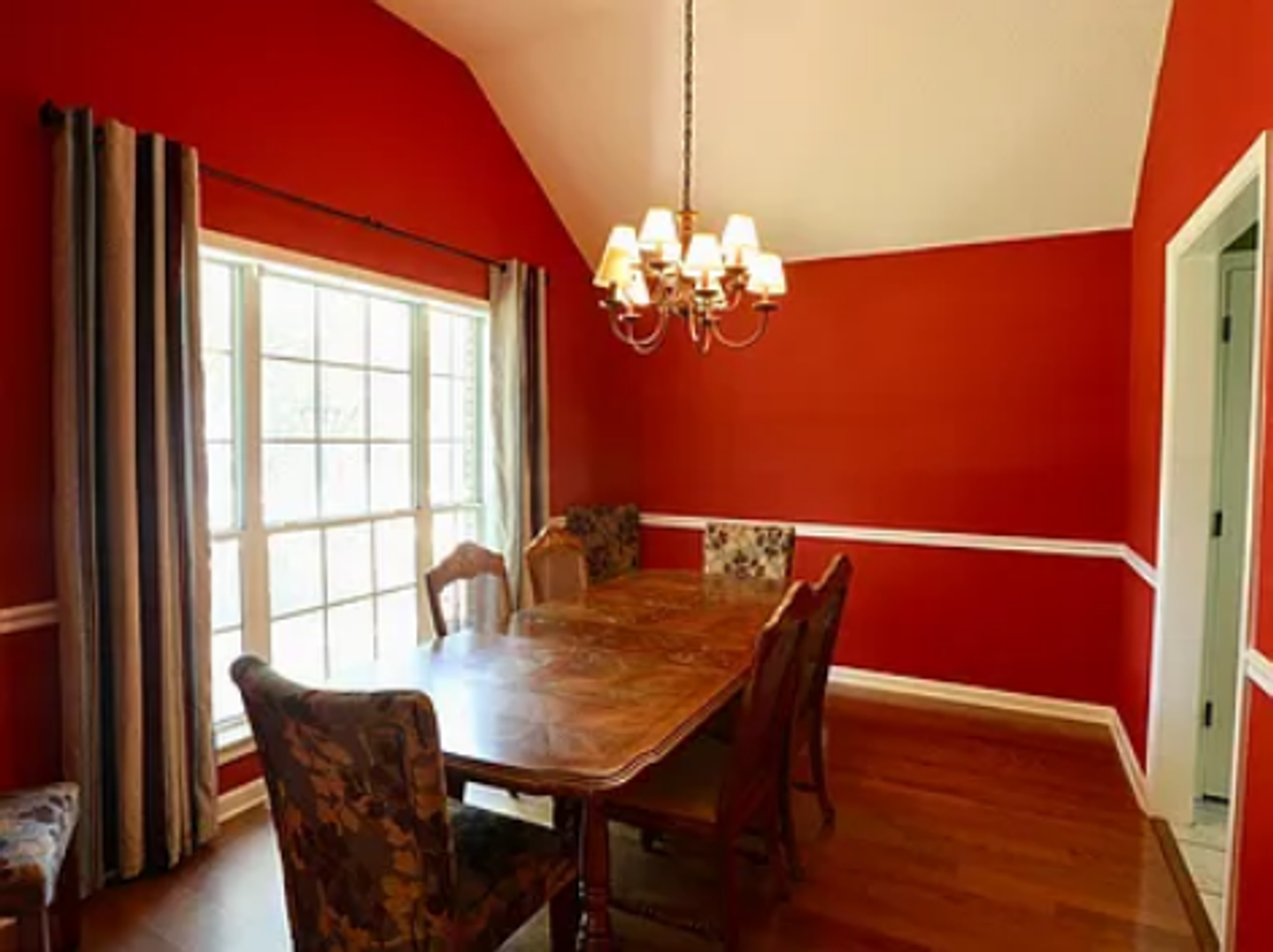 121 Peyton Cir - Photo 4 of 19