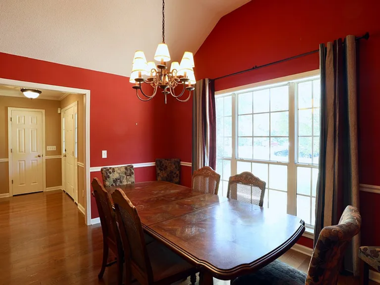 121 Peyton Cir - Photo 5 of 19