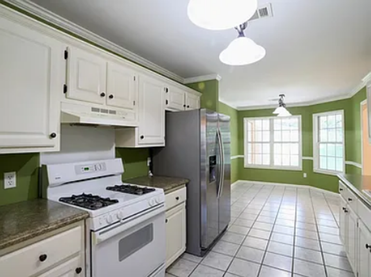 121 Peyton Cir - Photo 6 of 19