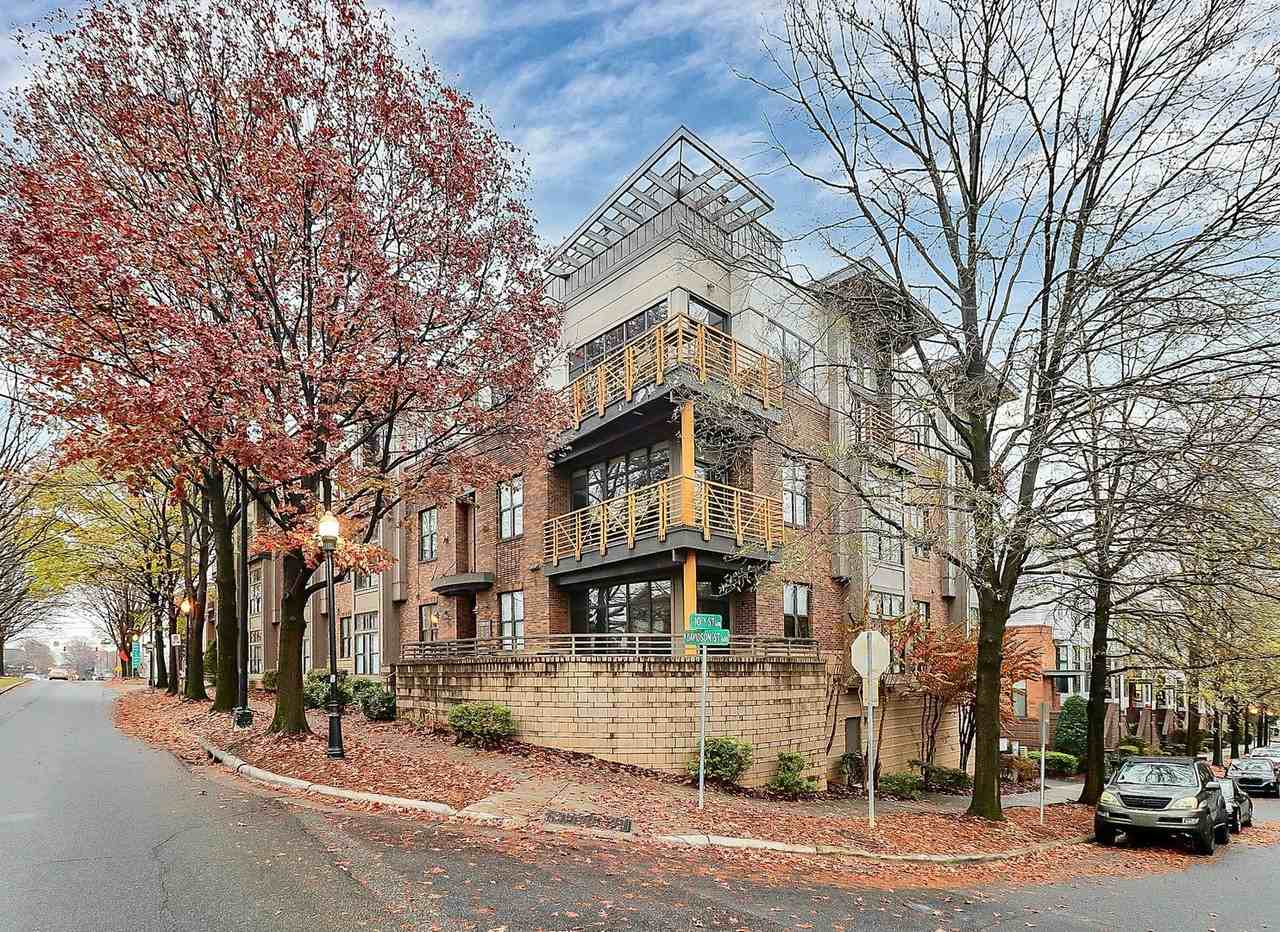712 N Davidson St - Photo 3 of 30