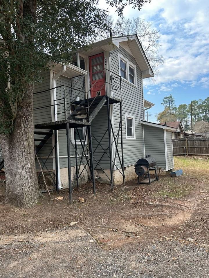 7th Ave #A - Photo 2 of 10