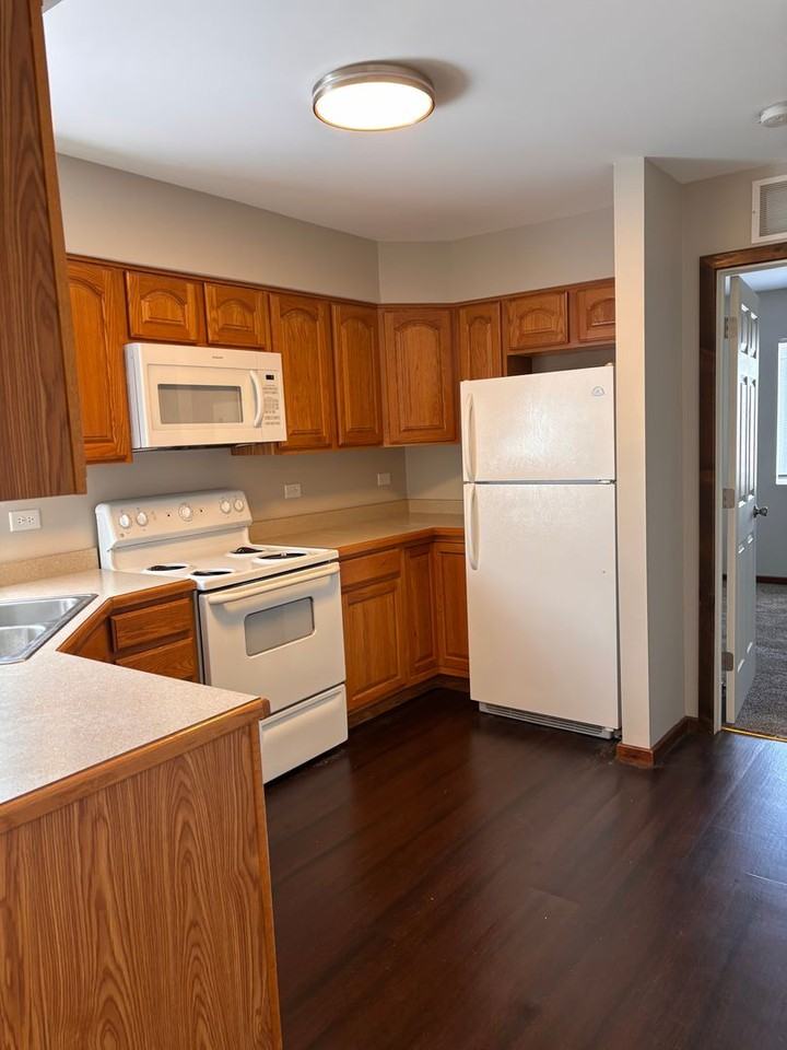 9714 W 133rd Ave #301 - Photo 2 of 10