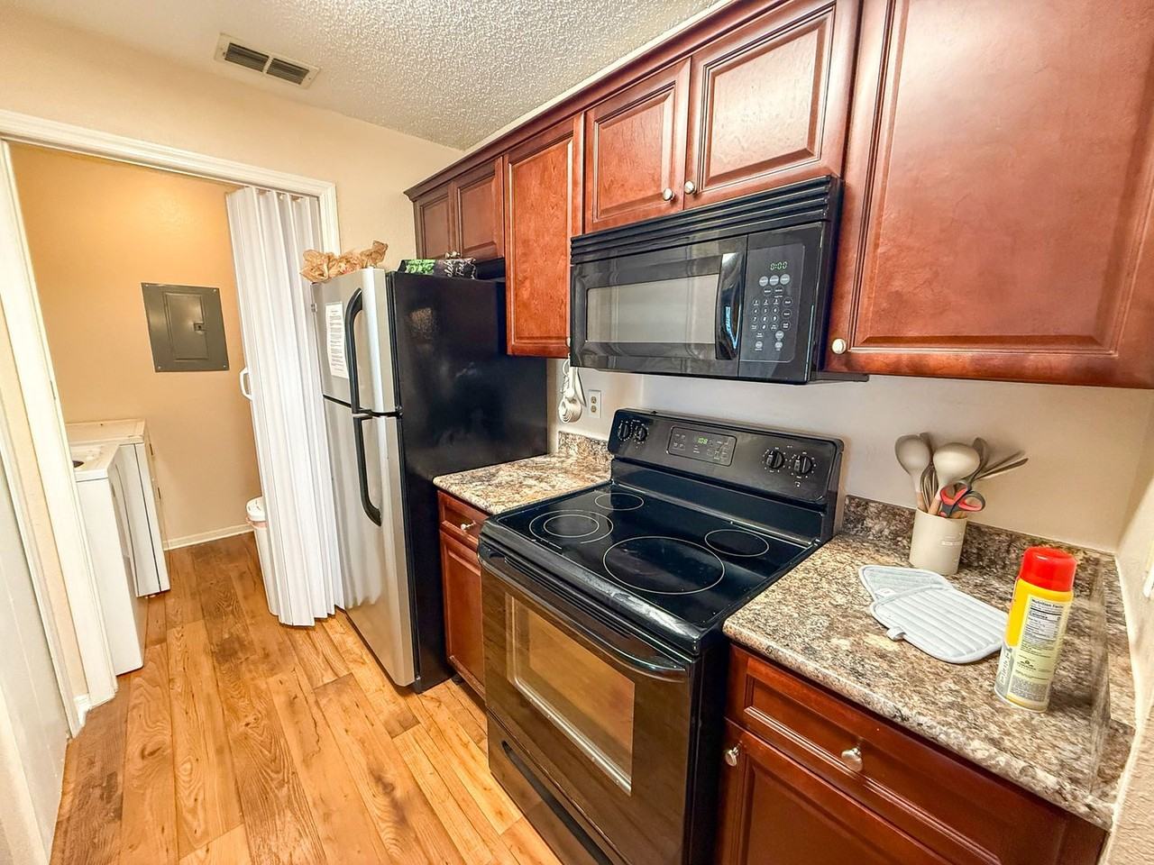 3705 Sw 27th St - Photo 7 of 27