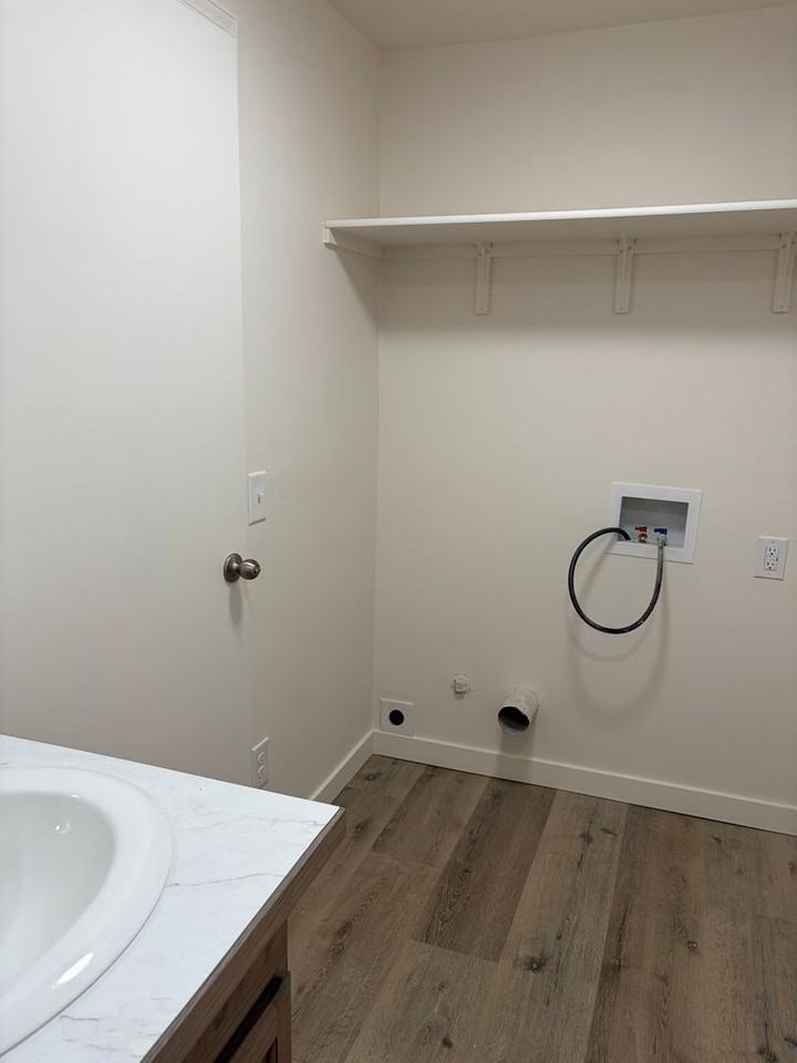 797 Meadows Dr #3 - Photo 5 of 13