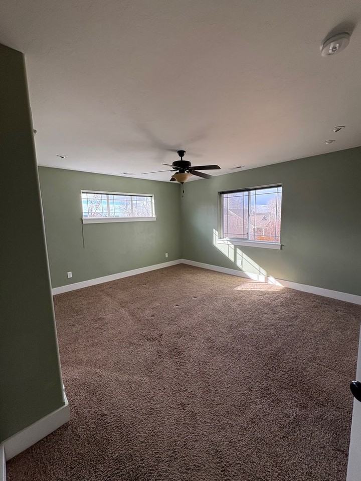 3405 S 28th Ave - Photo 5 of 11