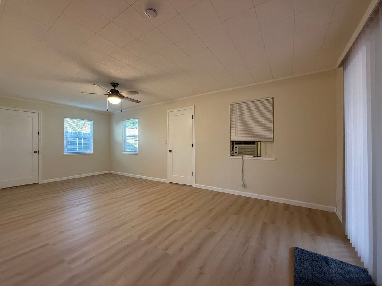 430 Bell Ave - Photo 4 of 21