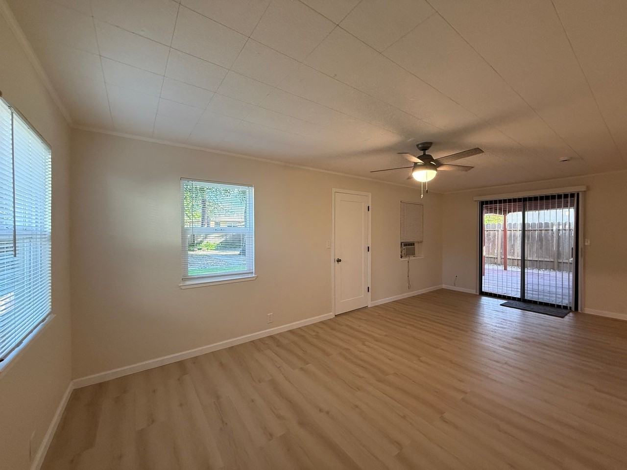 430 Bell Ave - Photo 5 of 21