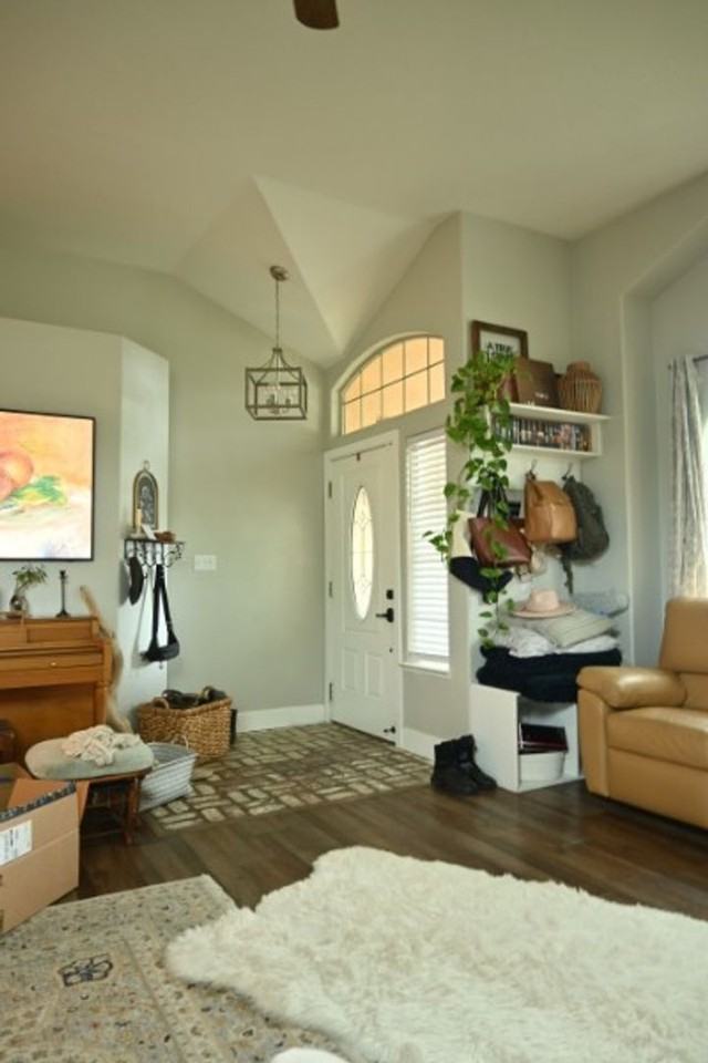 5615 Bayberry Ave - Photo 3 of 8