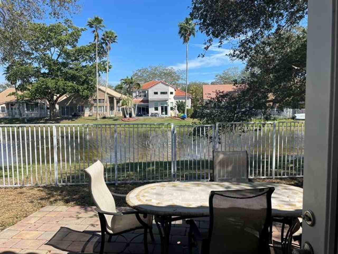 1236 Bayview Cir - Photo 5 of 5