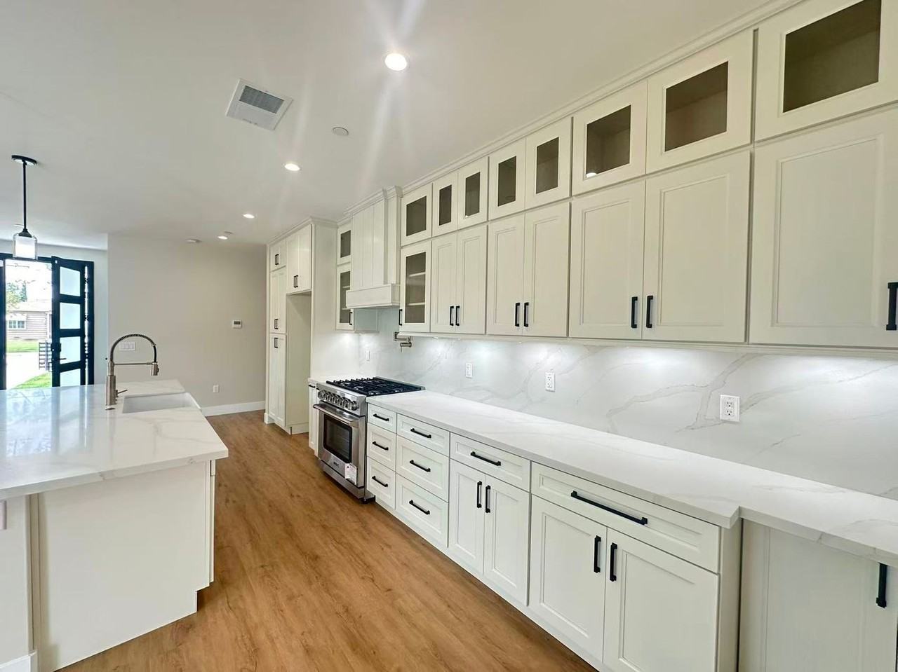 204 N Willow Ave - Photo 5 of 16