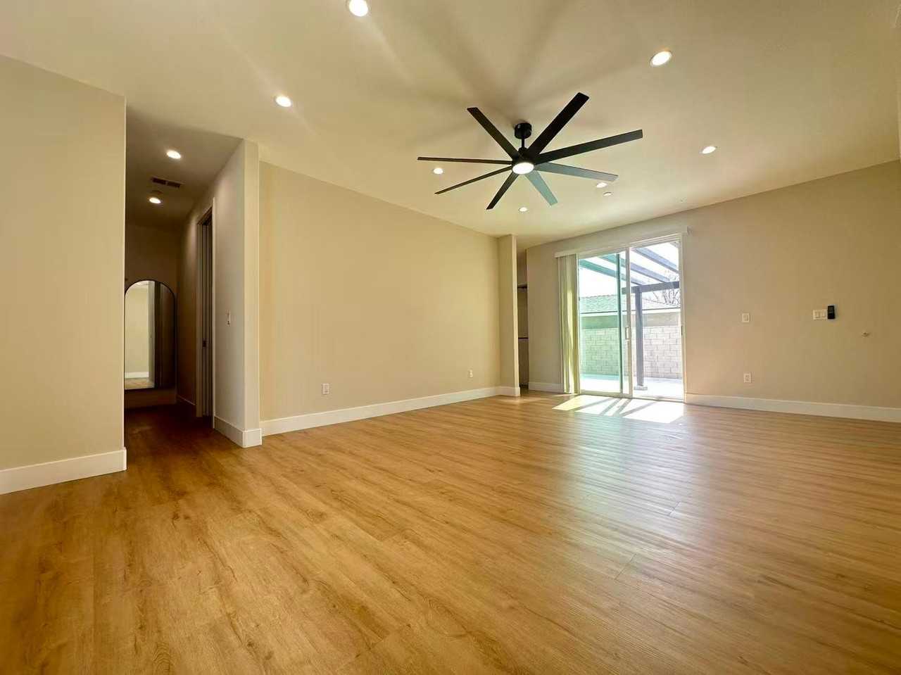 204 N Willow Ave - Photo 6 of 16