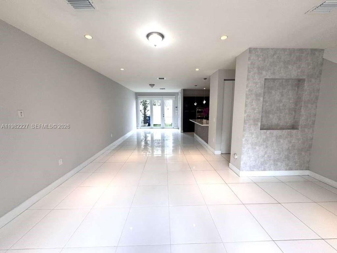6458 Nw 103rd Psge - Photo 7 of 25