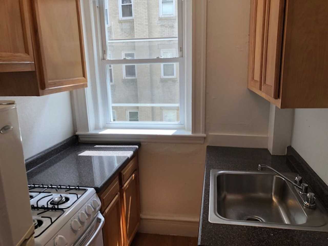 1187 Boylston St - Photo 6 of 9