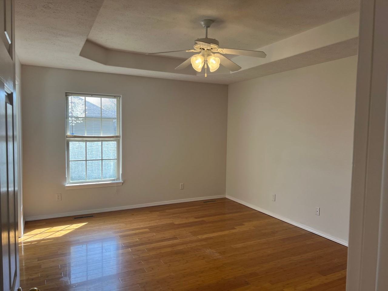 986 W Crestwick St - Photo 7 of 18