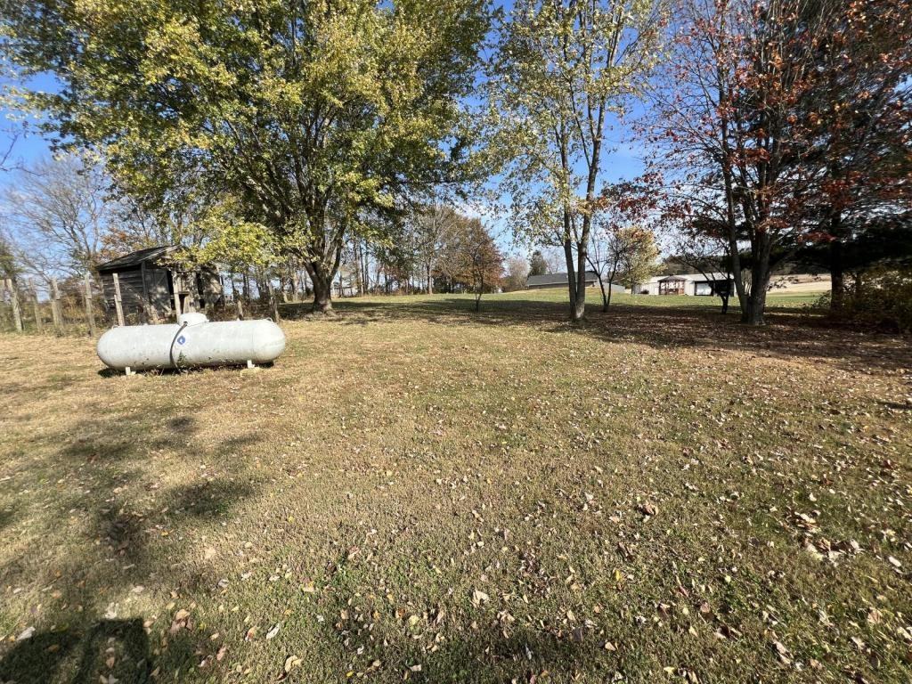 6635 Stith Valley Rd - Photo 3 of 7