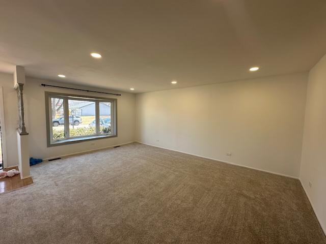 7893 Ramsgate Cir N - Photo 2 of 14