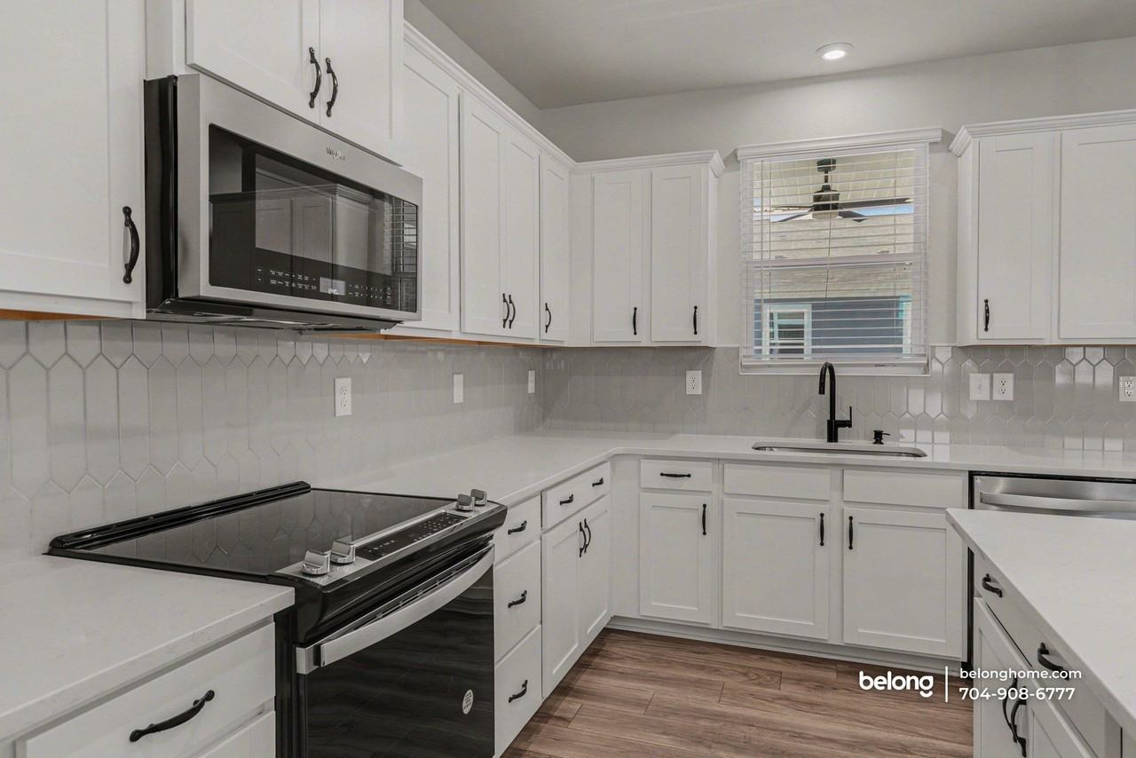 416 Burr St - Photo 6 of 26