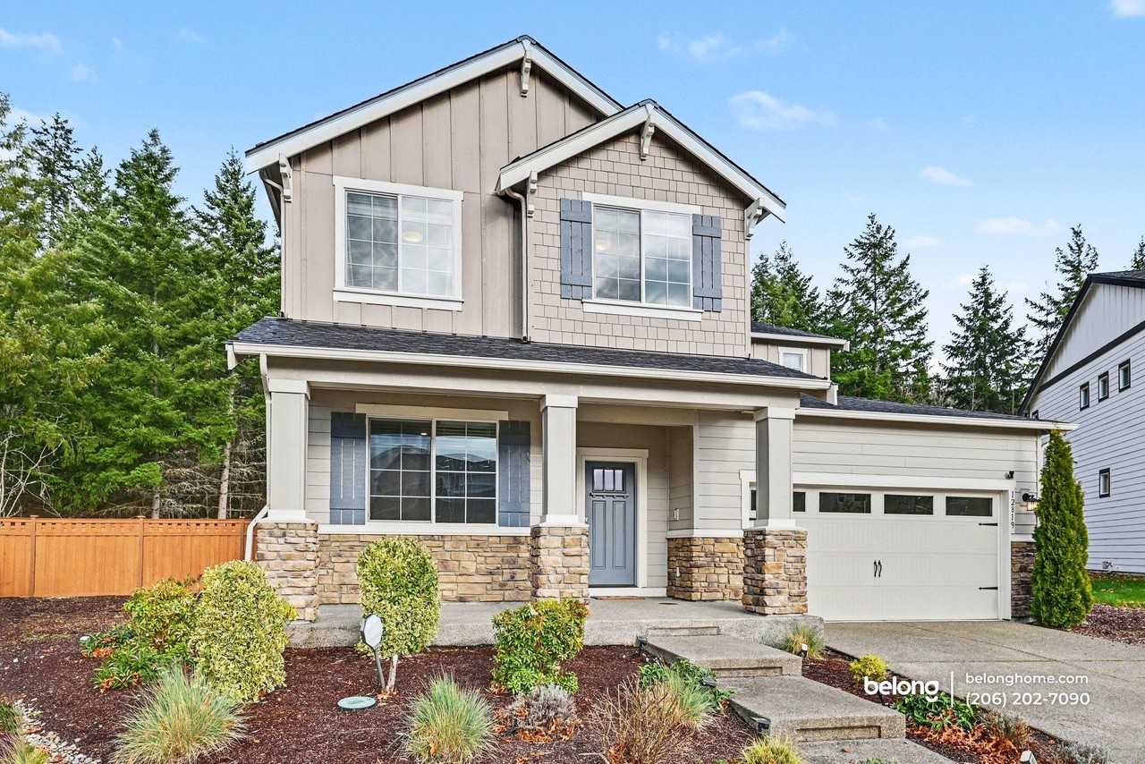 12819 192nd Pl E - Photo 3 of 30