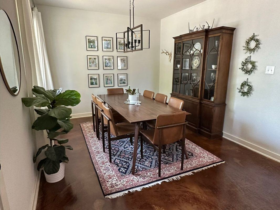 205 Sycamore St - Photo 3 of 18