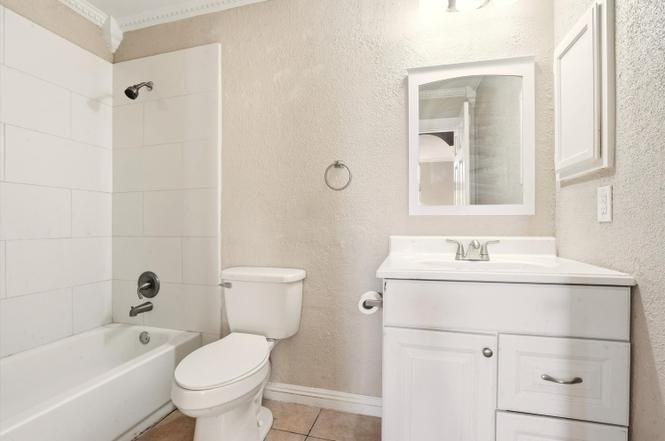 1645 Hollyberry Dr Ne - Photo 7 of 12