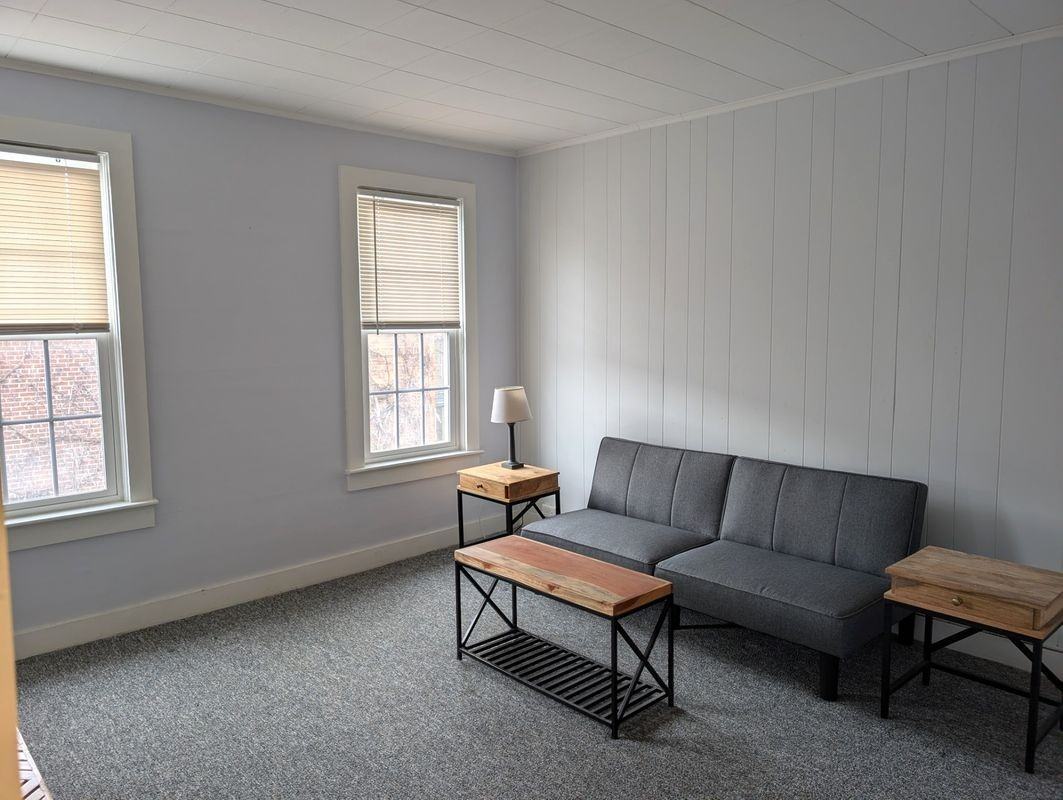 5486 Broadway St - Photo 7 of 25