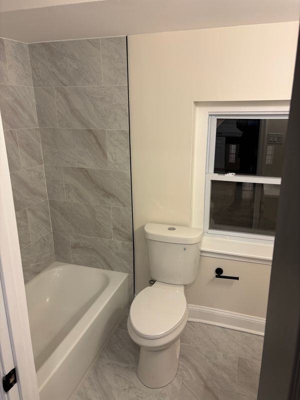 137 W Washington Ln - Photo 4 of 19