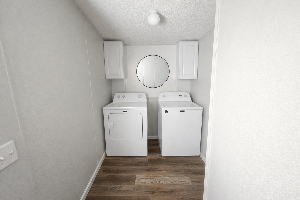 2398 County Road 306 - Photo 5 of 14