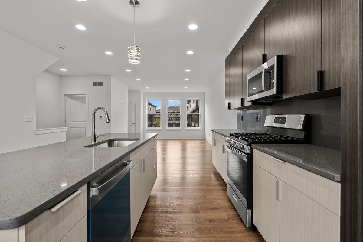 2845 Summers Pl - Photo 4 of 19