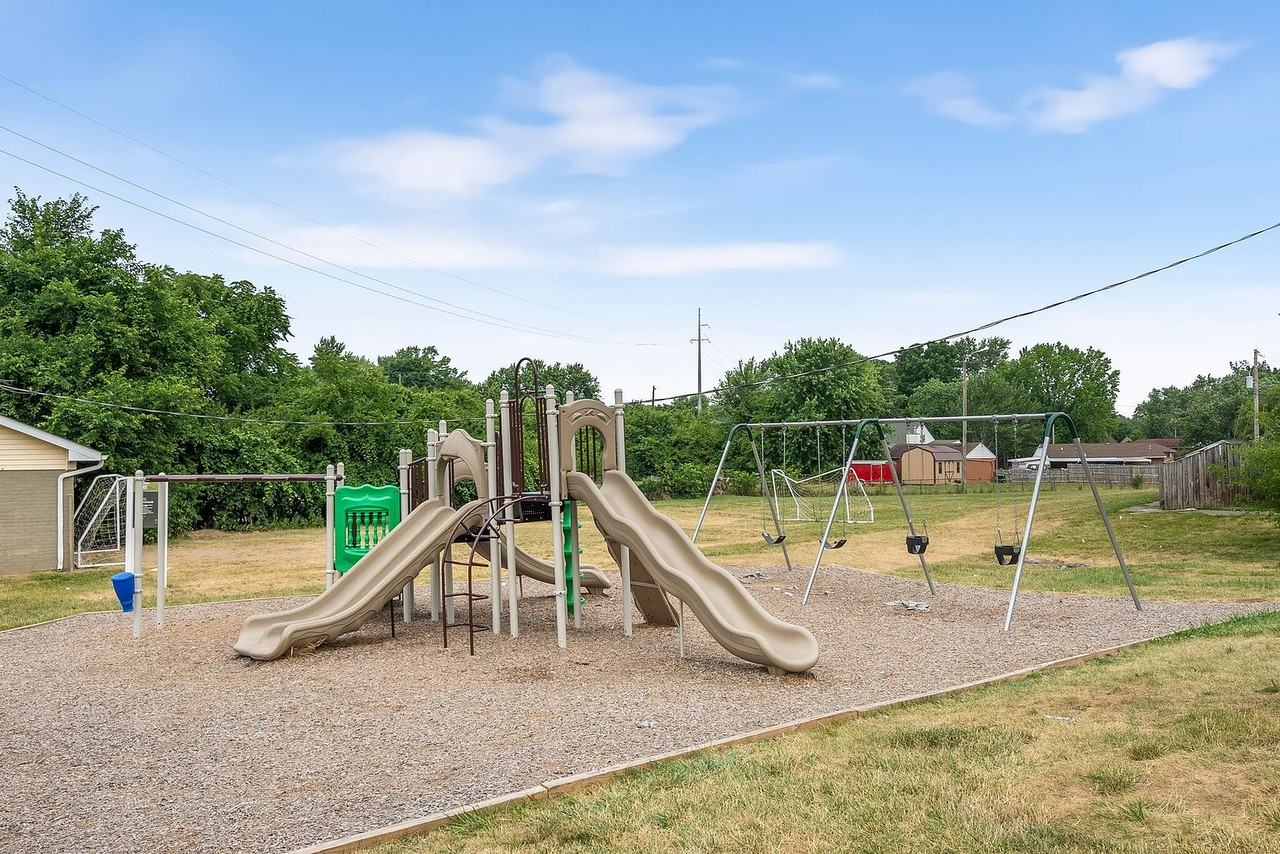 Napa Townhomes - Photo 2 of 15
