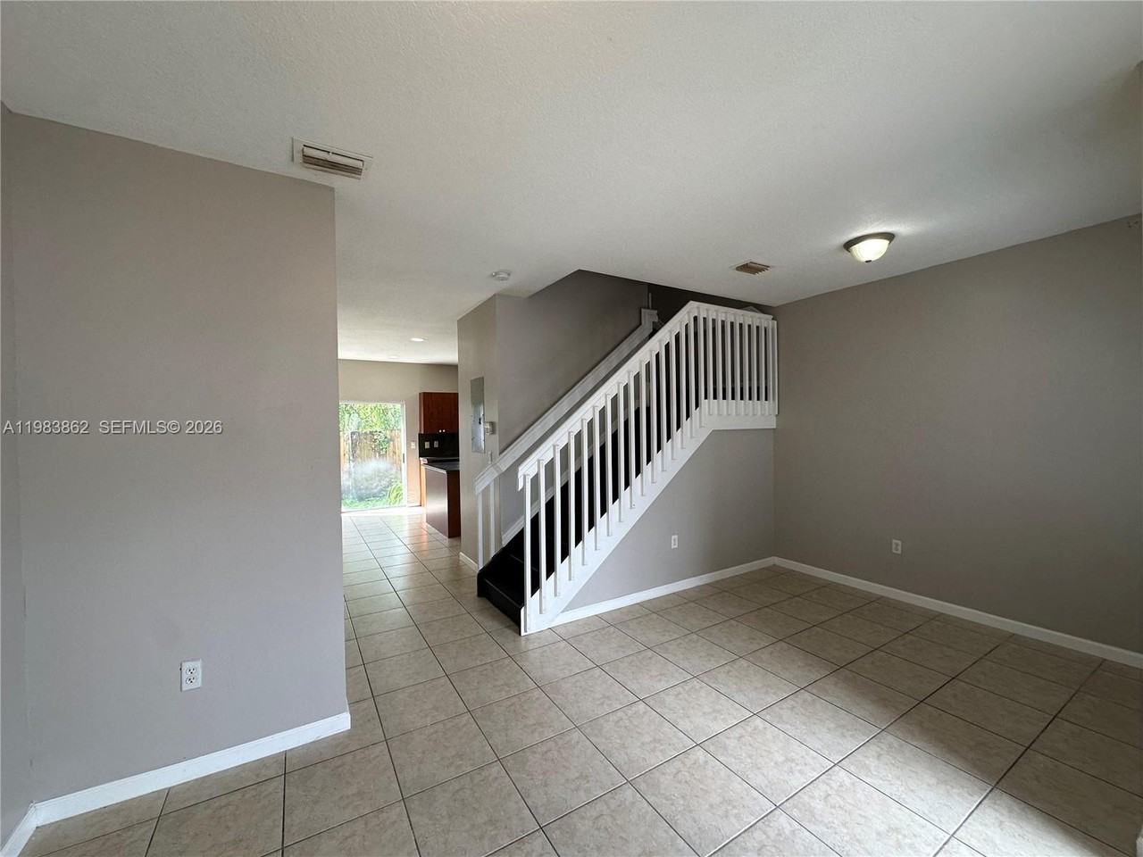 1536 Se 31st Ct #1536 - Photo 2 of 25