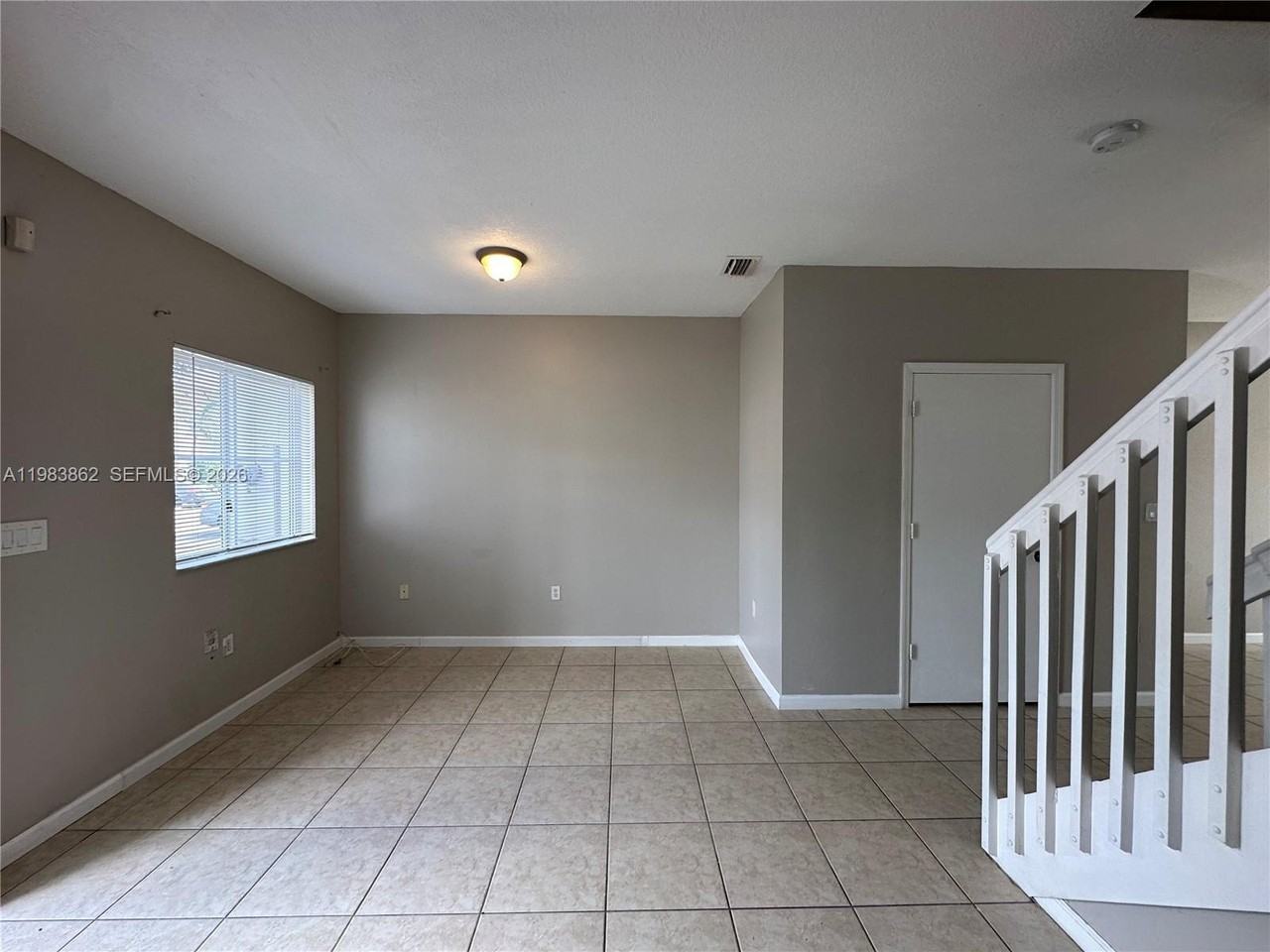 1536 Se 31st Ct #1536 - Photo 3 of 25