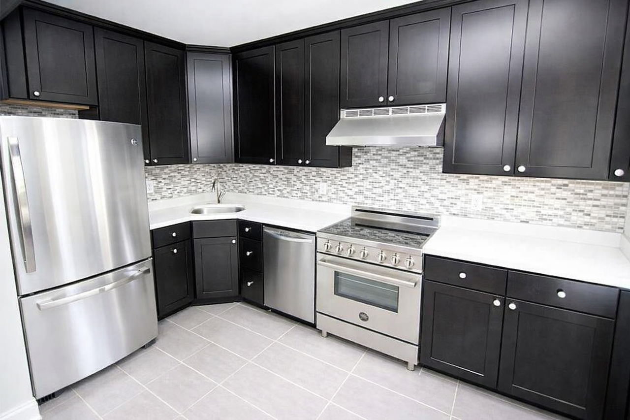 816 S Negley Ave #2 - Photo 4 of 10