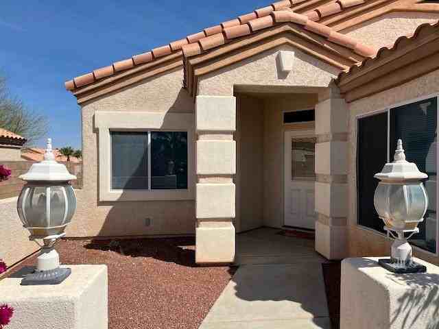 2449 Wilder Rd - Photo 2 of 19