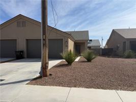 featured image of 3530 N Irving St