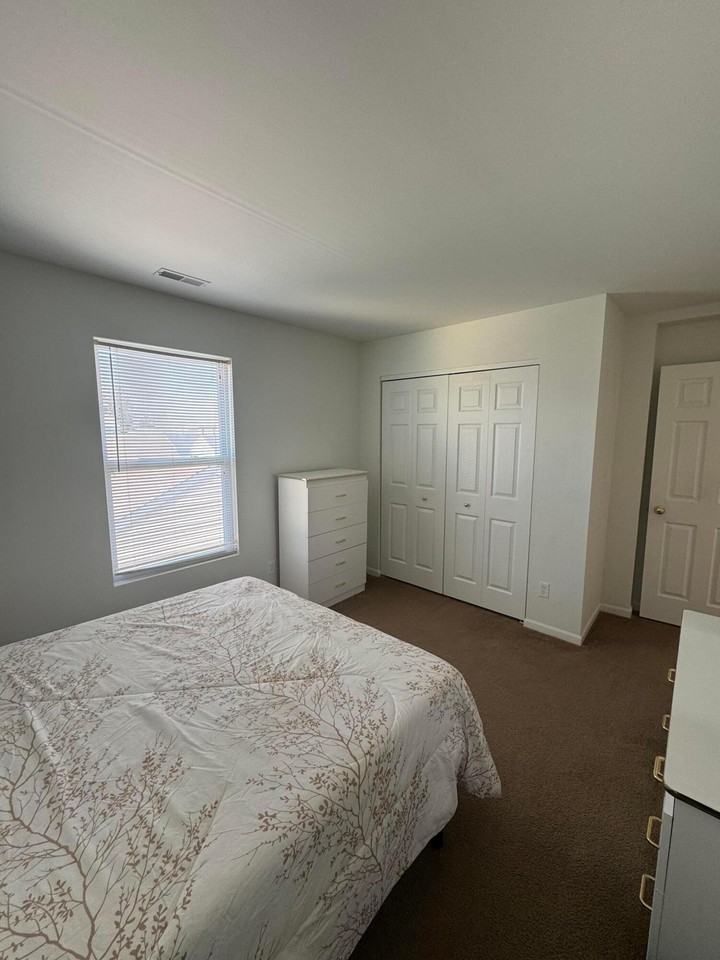 12723 Ellsworth Ln - Photo 2 of 19