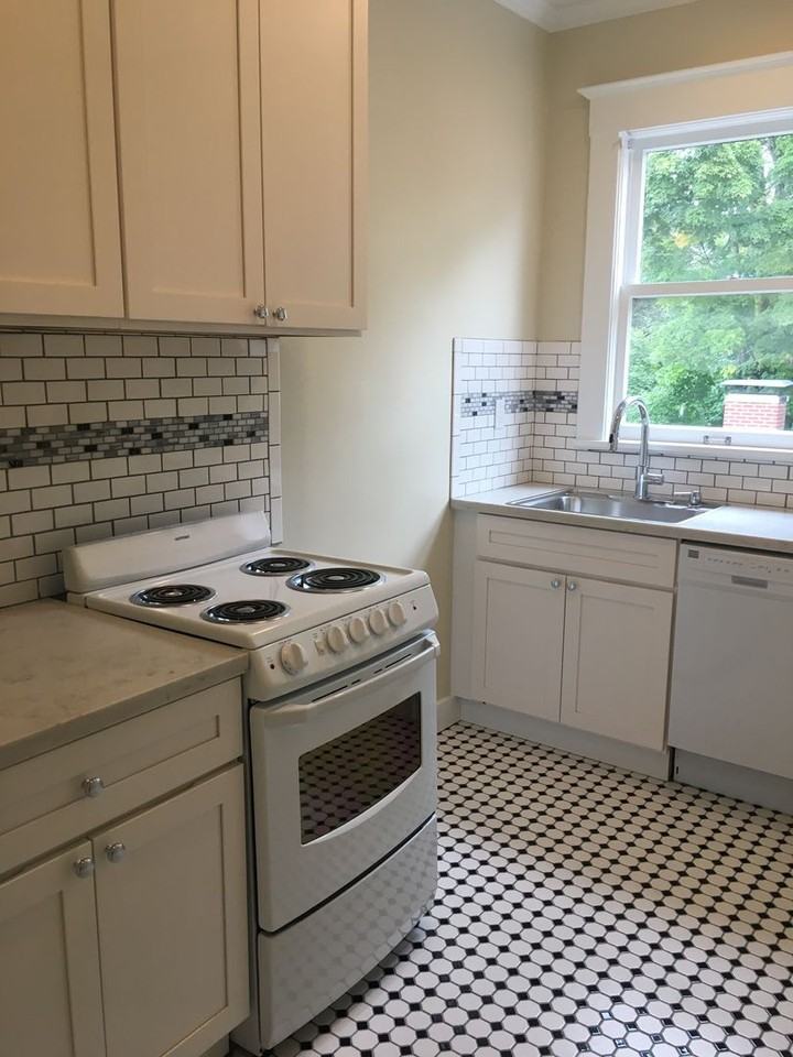 2056 NW Glisan Street - Photo 6 of 31