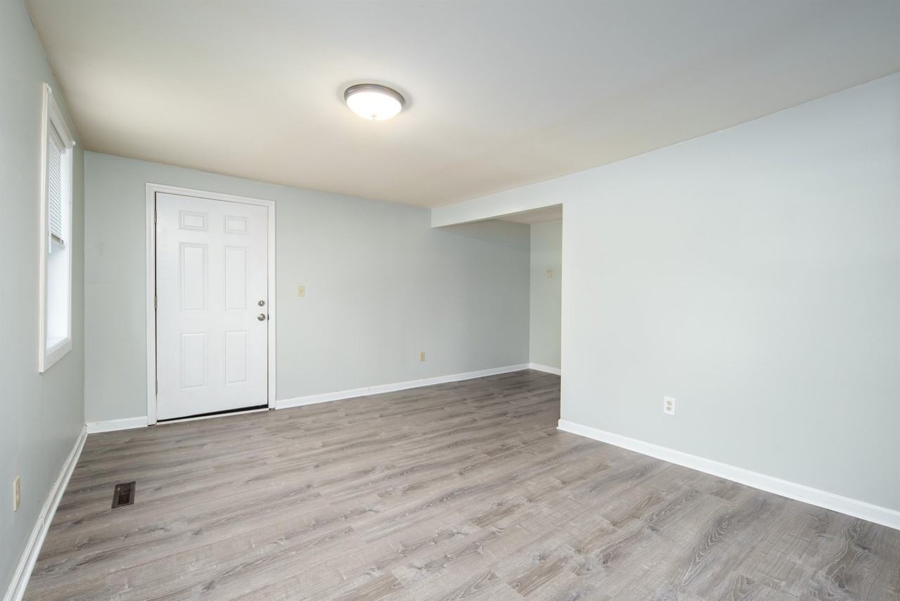 114 Ida St #1 - Photo 5 of 23