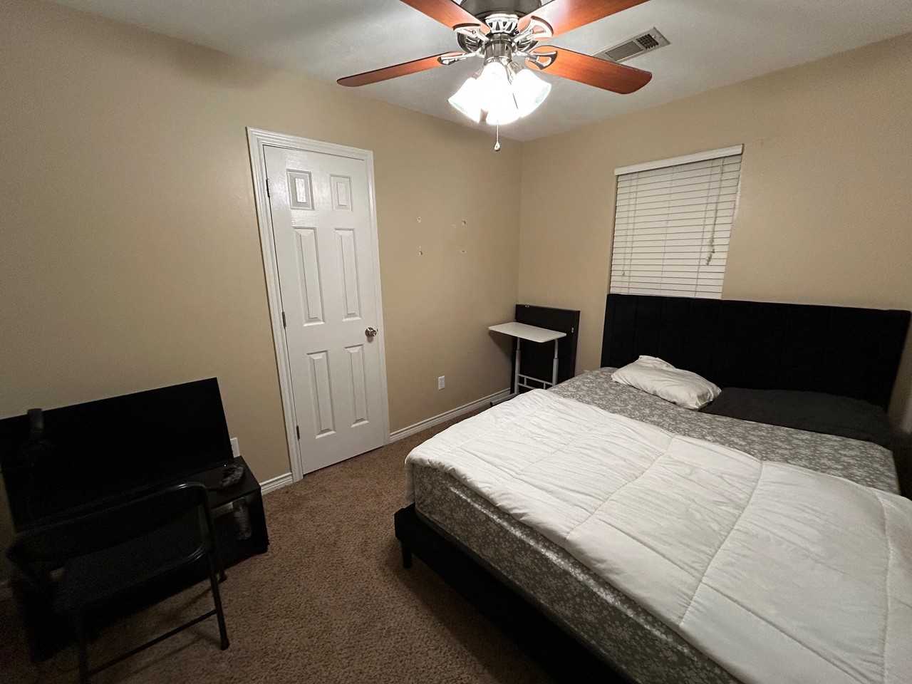 1504 Kernstown Ln - Photo 3 of 20