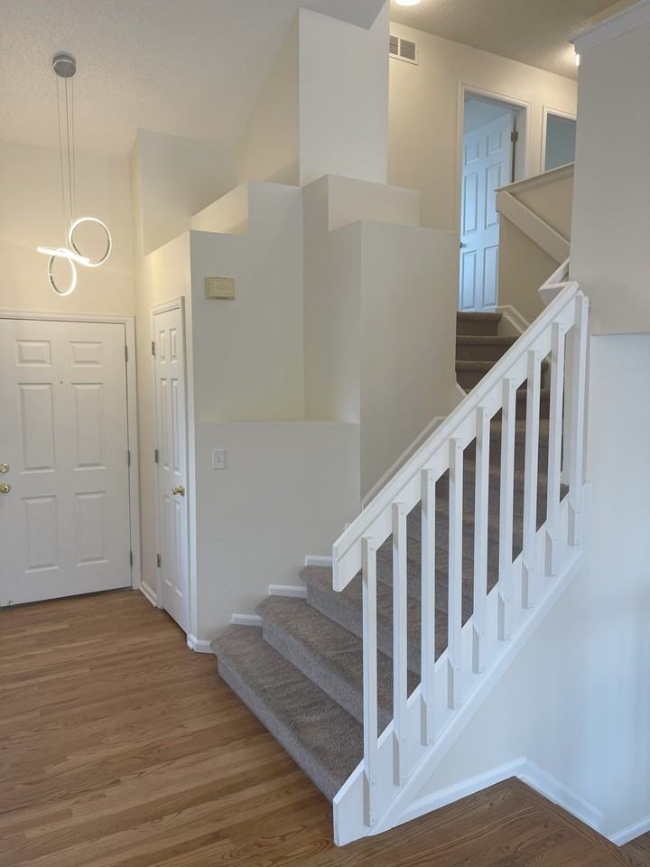 9942 Sydney Lane - Photo 5 of 23