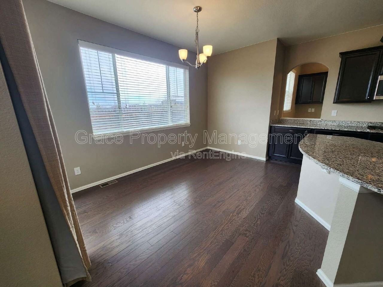 17022 Lipan St - Photo 7 of 27