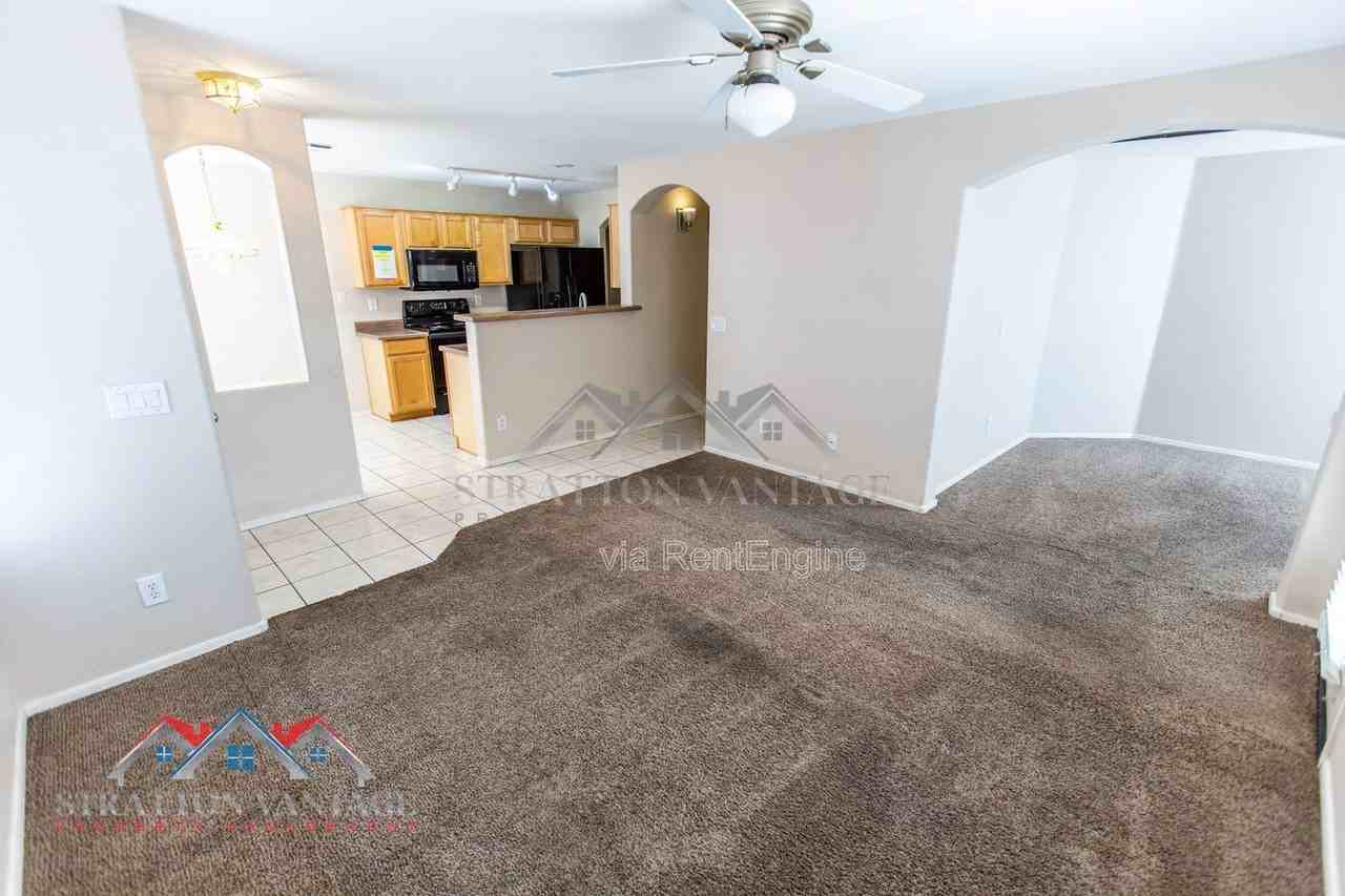 12913 W Palm Ln - Photo 6 of 32